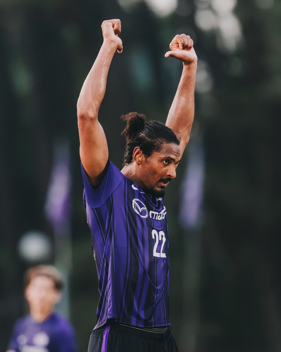 sanfrecce_SFC's tweet photo. 追加点はセブ！！！👏
流石の落ち着きでPKを決める🧊

#セバスティアンアレー
#sanfrecce #ONEVIOLET https://t.co/A9X7t1iY2R