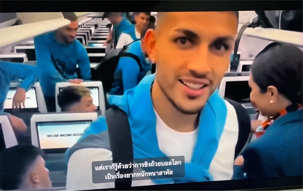 ES ⚽️🐶🐐 tweet media