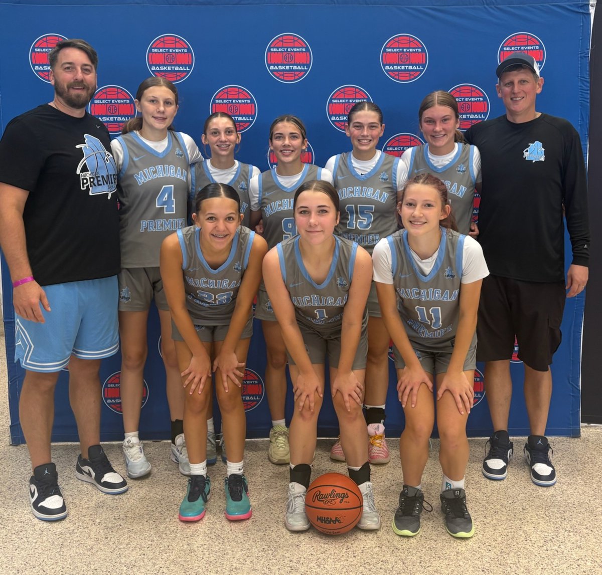 MIpremierbball's tweet photo. 2029 Corts went 3-3 this weekend in Louisville. Despite a few close losses, they played some darn good basketball!! Such a testament to their growth on the court and their ability to play great team ball.  Incredible season...looking forward to next 🩵 @MiPremier029 https://t.co/mSQUhgnpAU