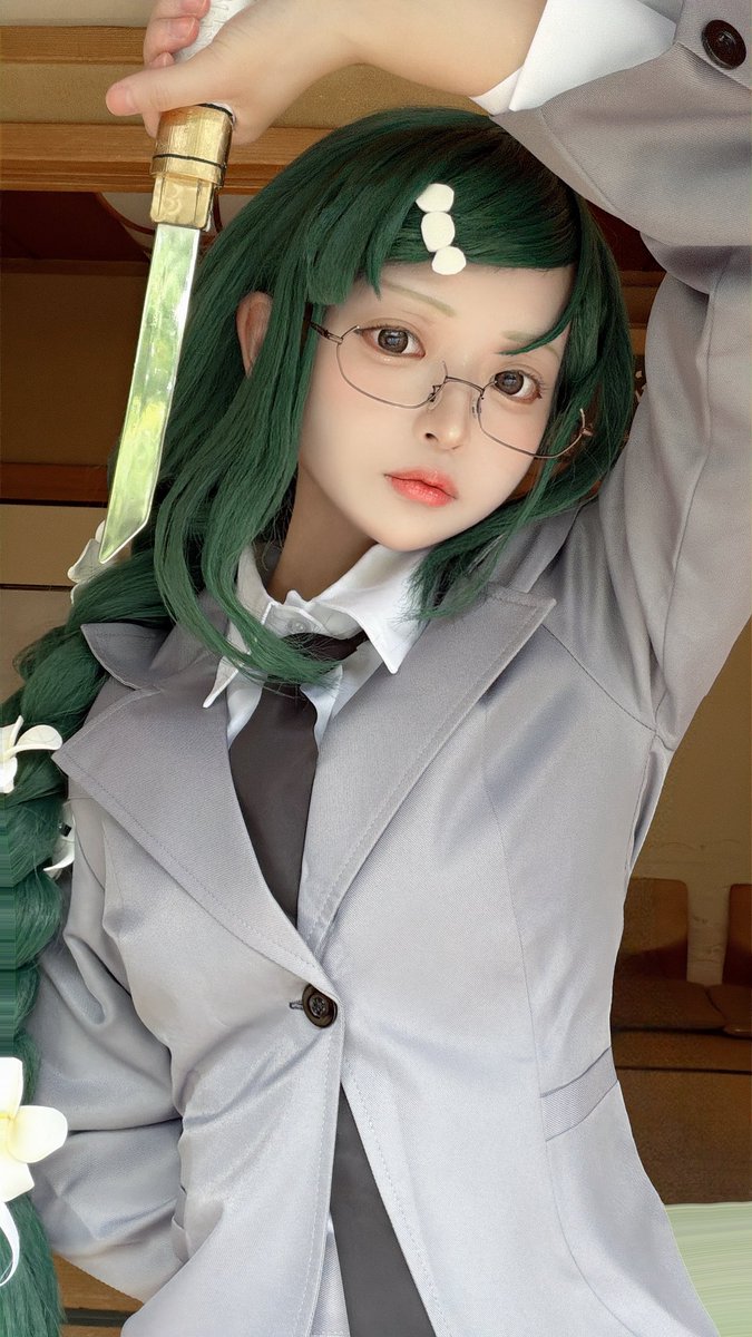 abab_abab_0's tweet photo. 春夏秋冬代行者 葉桜あやめ https://t.co/NKN55f49X9