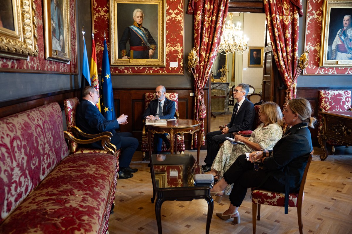 Senado de España tweet media