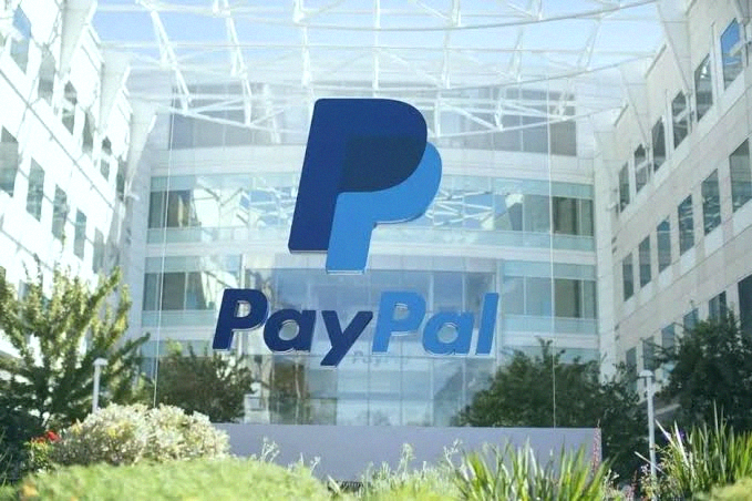 TroyDHamilton's tweet photo. PayPal ($PYPL) just dropped Q2 results 🚀
- EPS $1.38 beat $1.28 estimate ✅
- Revenue $8.68B > $8.47B expected ✅
- Payment volume $486.5B > $468.5B ✅

They raised their outlook too:
- FY EPS now ~$5.38, ahead of $5.31
- Q3 EPS expected to dip a little

Solid quarter https://t.co/a3q1SGzZnA