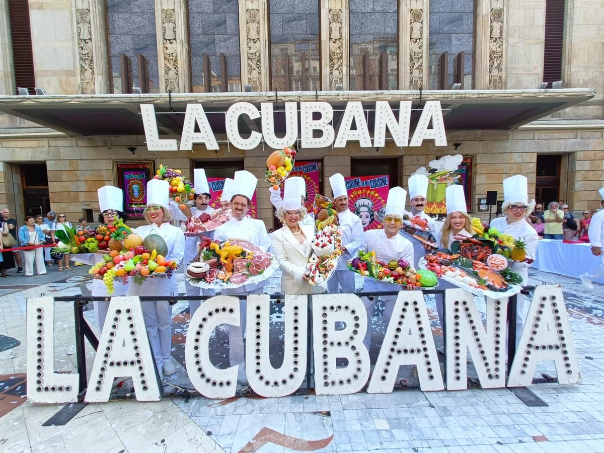 ondacerogijon's tweet photo. La compañía @_LaCubana vuelve a Gijón esta vez con 'La Cuisine de ma cuisine'. Estrenará mañana en el @Teatrogijon. Hay previstas 14 funciones hasta el 9 de agosto https://t.co/xDyxBWpmY2