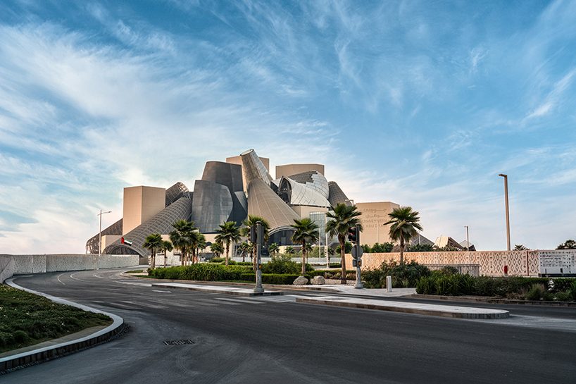 designboom's tweet photo. frank gehry's @guggenheim_ad to open december 2026 on saadiyat island https://t.co/sioYFagRcM https://t.co/hzOjjJZnDa