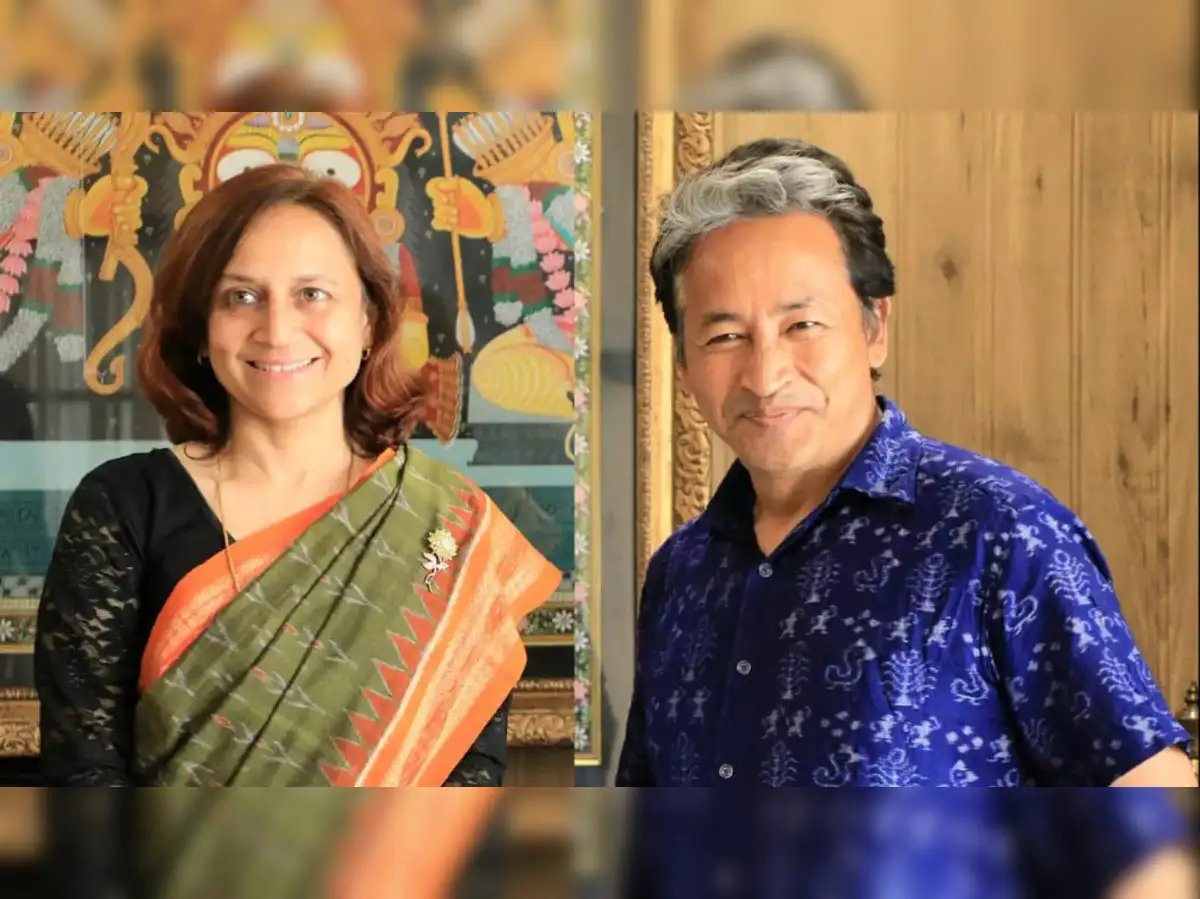 sathyashrii's tweet photo. "Sanskrit should be made National Language of India"

- Gitanjali, wife of Sonam Wangchuk https://t.co/2yGzQpXUsX