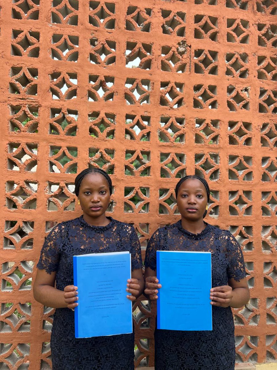 Pixie_twinnie's tweet photo. Final defence✅✅
B.NSc Nursing science 👜 https://t.co/FLyHZXzz7Y