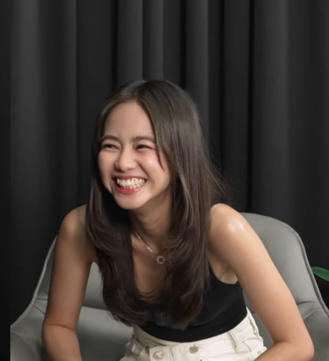 teukeep_'s tweet photo. our bungisngis girly 🤏 https://t.co/TDT04Hm28j