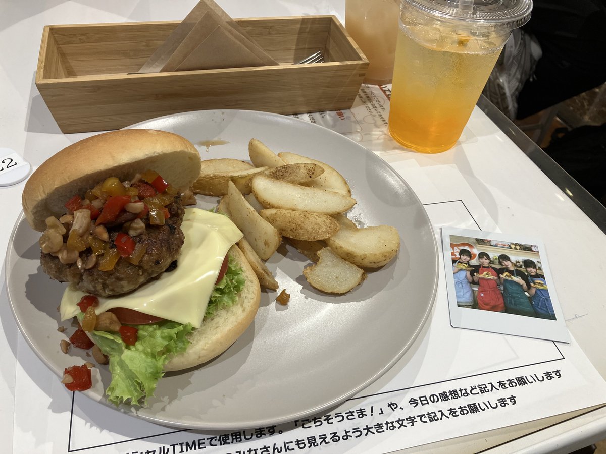 WS_NICO_oshi's tweet photo. 初めての #NUTSLIVE
初めてで行くまでは緊張してたけど、着いたら知ってる方がたくさんいて、楽しかったです😆
またNICOサンがいる時は行きたいな🥰
#ホワスピ https://t.co/d2bIpqGmEc
