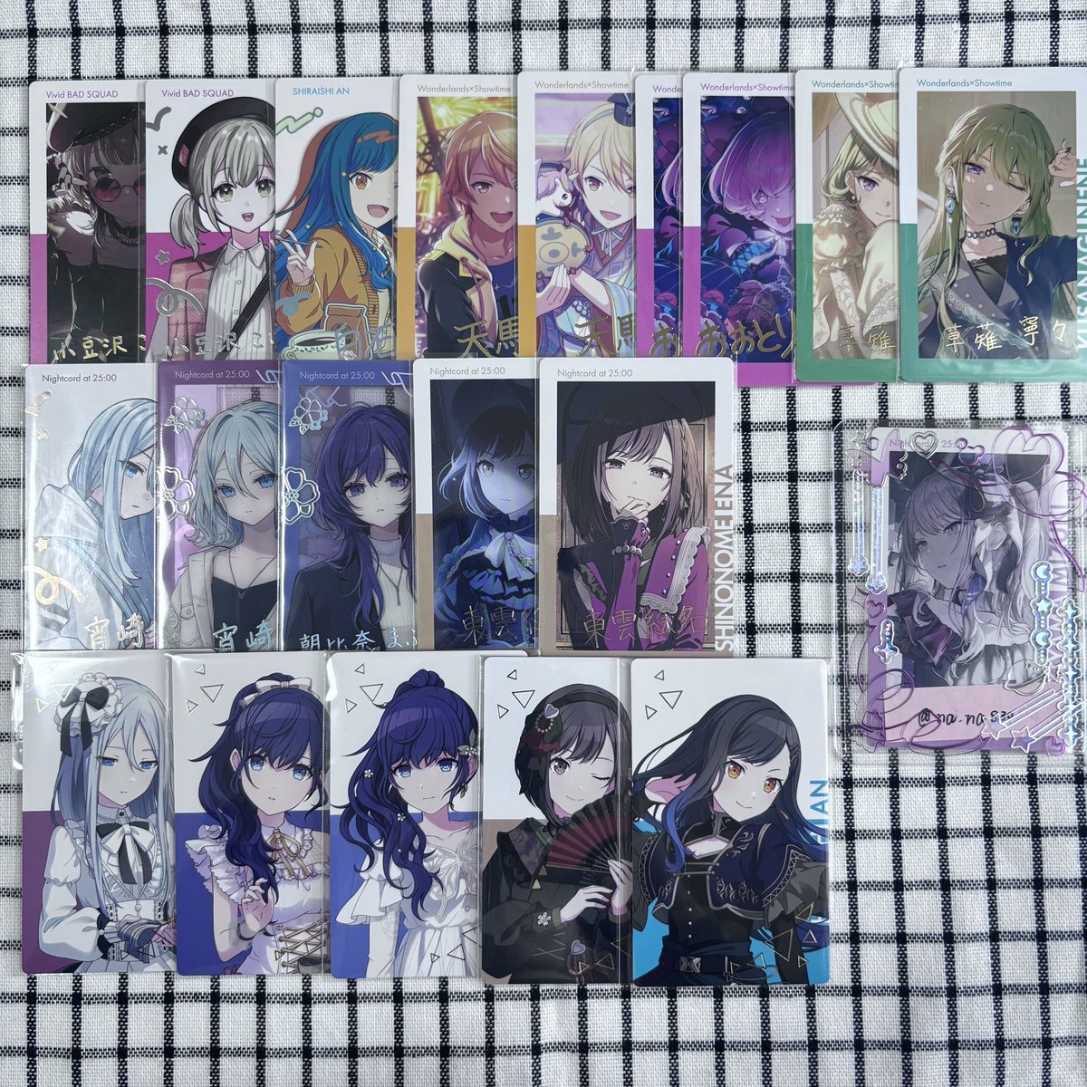 na_na830's tweet photo. 【交換】プロセカ ePic card エピカ 

求▶︎画像11～14枚目 瑞希 冬弥 彰人 雫

譲▶︎画像1～10枚目

画像1.2枚目箔押し
お気軽にお声掛けください(  . .)" https://t.co/xTQSDuj04Z
