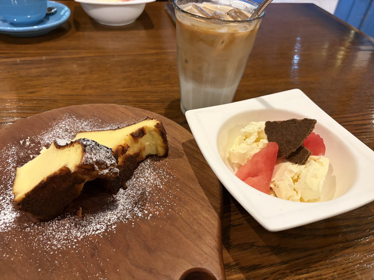Taku16002's tweet photo. デザート！ https://t.co/AlNe9tzI6t