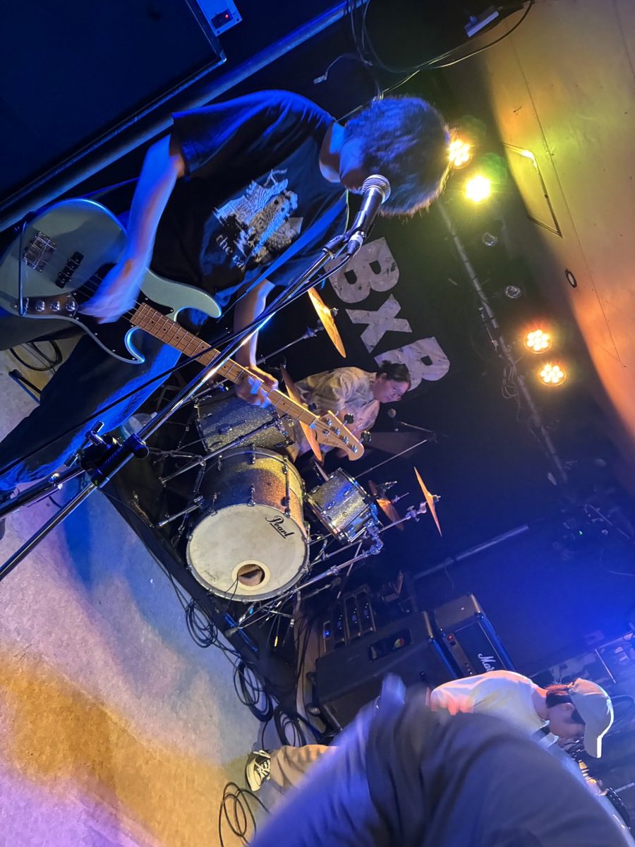bodochilds's tweet photo. ライブ写真◎
2026.7.26（日）@onomichi_BxB 
ヒステリックジャムオノミチ

メンバー
Vo.あきのぶ
Gt.がっぴー
Ba.さかけん
Dr.みさき

ロックンロール🔥 https://t.co/OlLcDvTkka