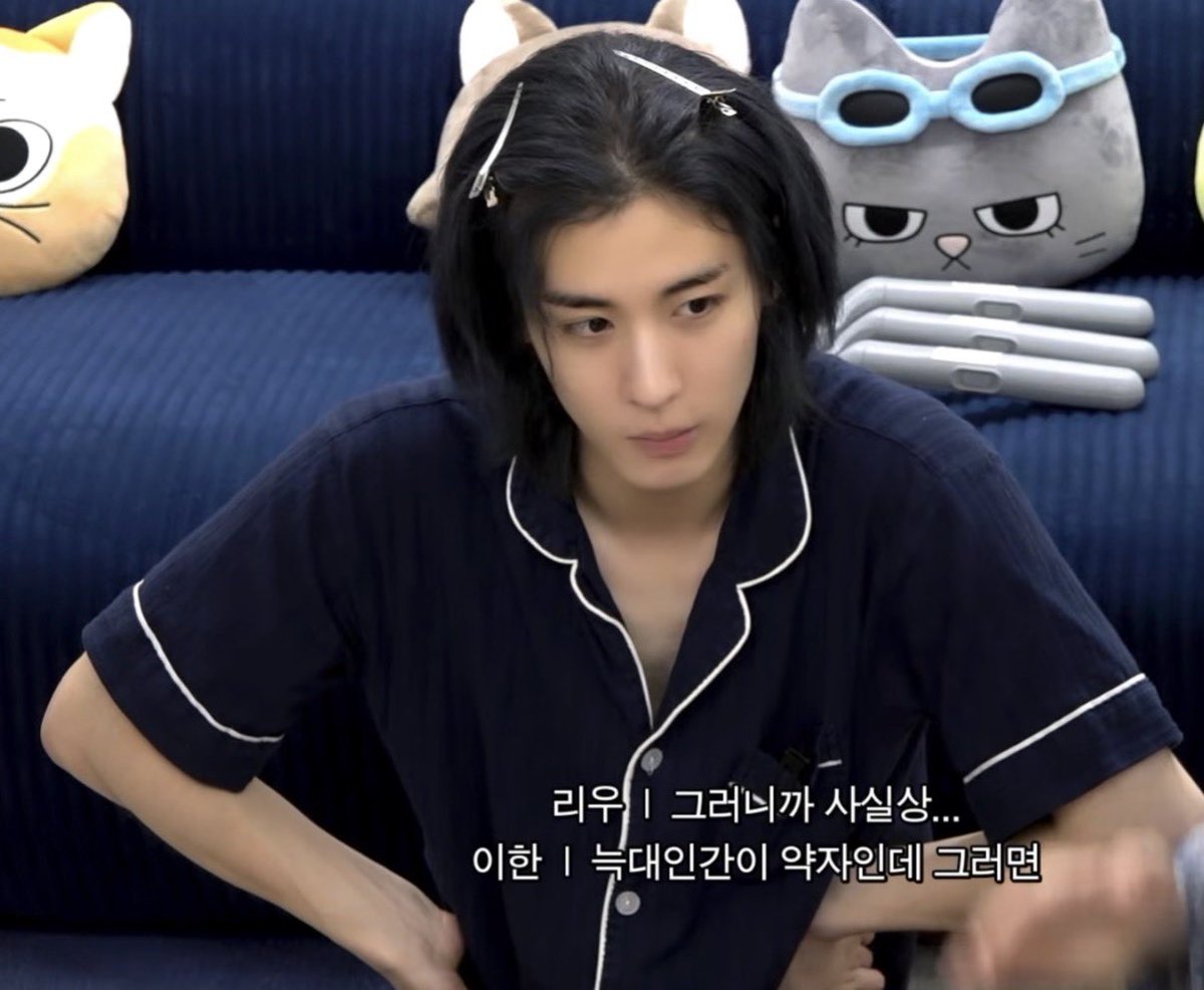 Hando21_'s tweet photo. 양쪽에 머리삔 꼽은거 완전 부럽이 같음
ㅋㅋㅋㅋㅋㅋㅋㅋㅋㅋㅋㅋㅋㅋㅋㅋ 기여워 https://t.co/91LmGQHj2t