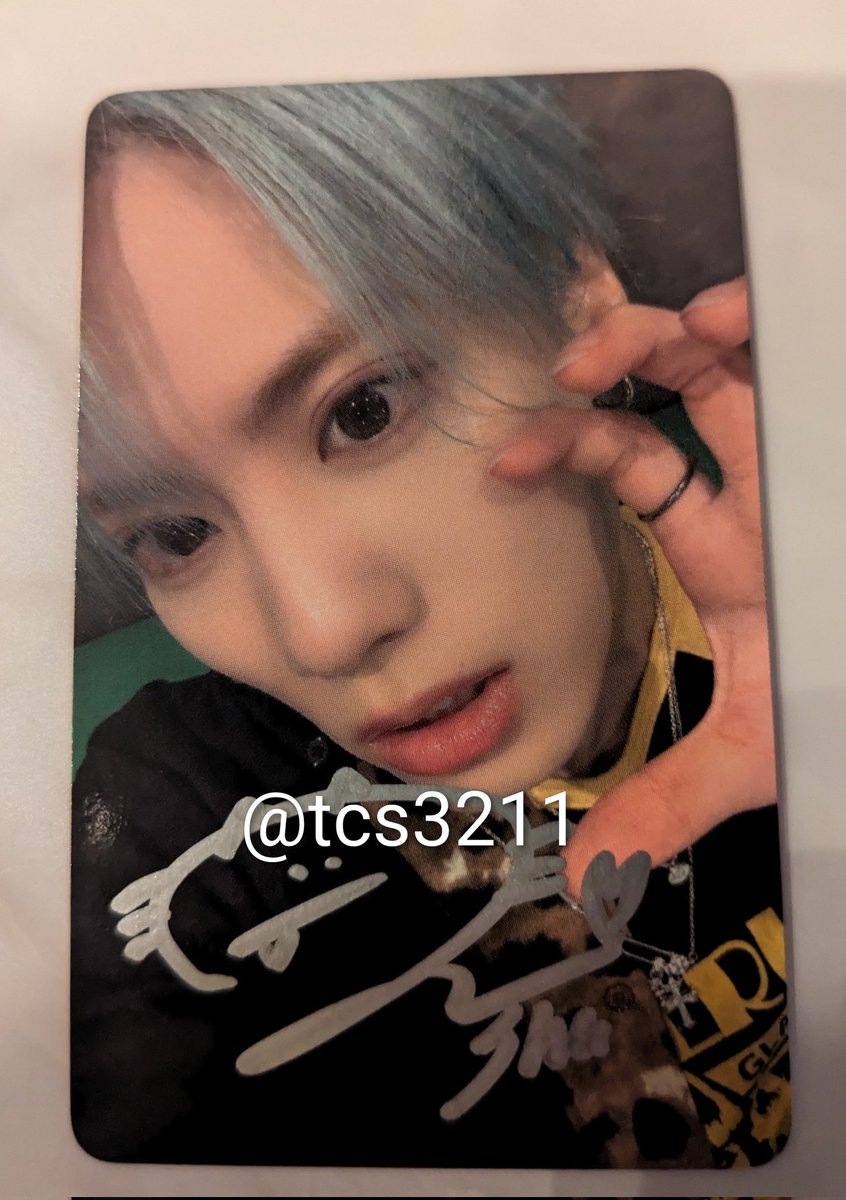 tcs3211's tweet photo. OCTPATH 楽天 ラキドロ 特典 トレカ 交換 なつめき

【譲】 B賞　直筆サイン入り　小堀

【求】同種　古瀬

郵送での交換希望です

 #OCTPATH交換
#OCTPATH譲
#OCTPATH求 https://t.co/SQNPSwUvIk
