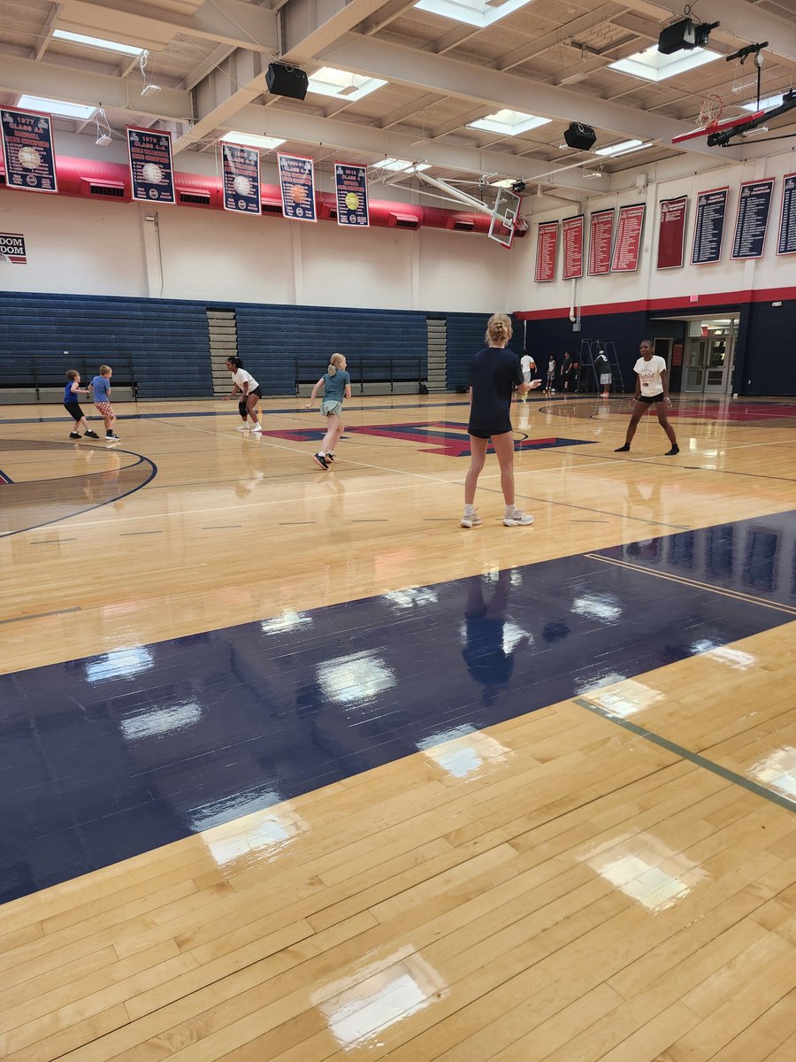 TrumanHighXC's tweet photo. Despite needing to transition to indoors due to the heat, we had a great first day of XC/Track Camp! If your 3rd - 8th grader missed out, there's still time sign up for the last 3 days! See you on the track at 6:30pm! https://t.co/OpvNAZj2Hz #ISDstrong @THSPatriots https://t.co/5eVVm3vjmh