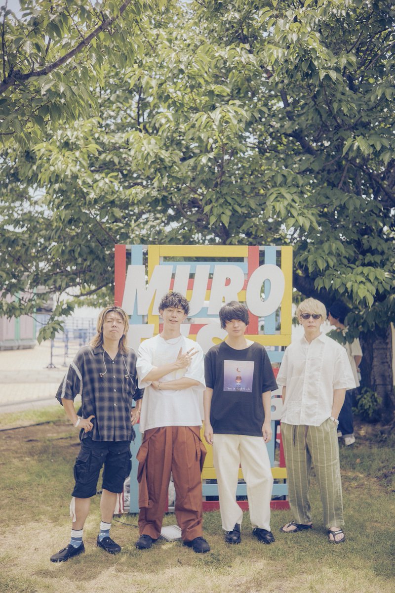 TenTwentyinfo's tweet photo. TenTwentyムロフェスライブ写真📸

7/26(日) 「MURO FESTIVAL 2026」
@横浜赤レンガ倉庫 野外特設会場
https://t.co/ZHiCkAbU4t

次のライブは「in the Rough 2」🌻
8/16(日)YOKOHAMA Bay Hall
Guest : 小川貴之(sumika) / GEN (04 Limited Sazabys)
https://t.co/O9JYEWS8oz https://t.co/7ADoiNk4vb