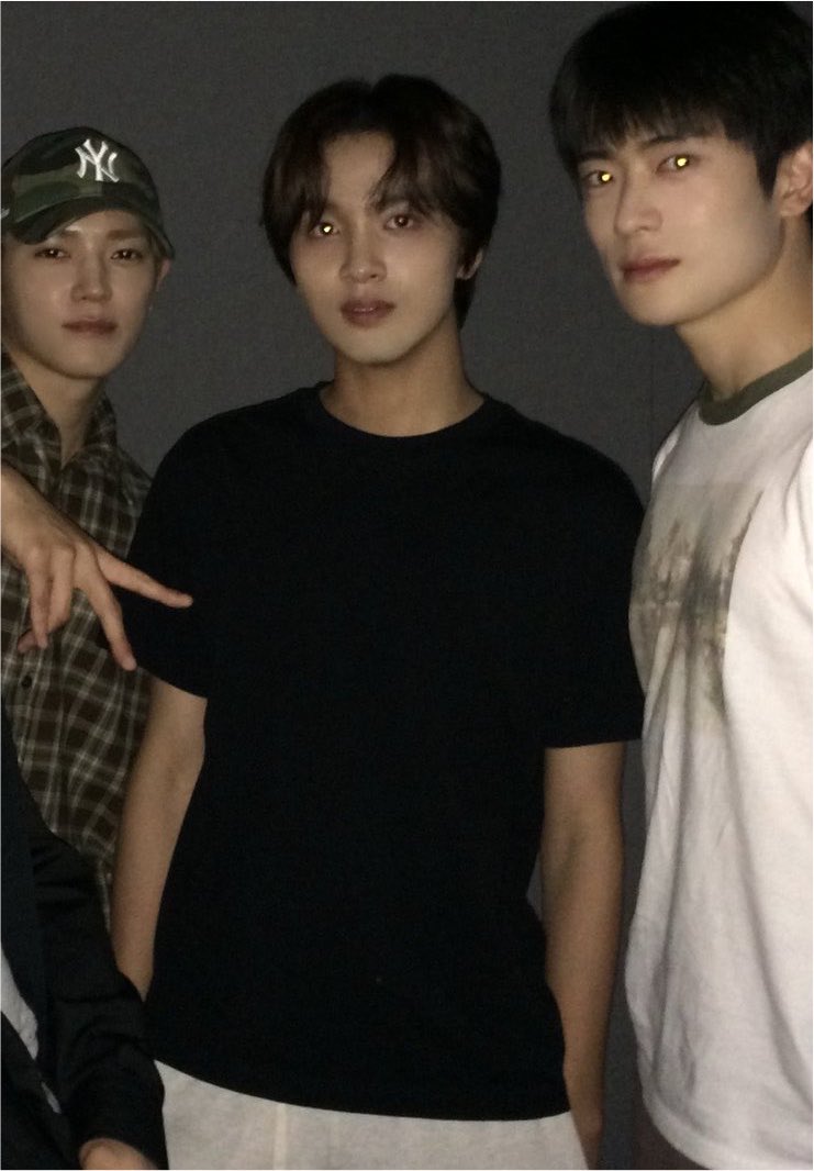 iprayncrybutdry's tweet photo. ชอบผู้ชายใส่เสื้อยืดธรรมดาๆ

เสื้อยืดธรรมดาๆที่หมายถึง = https://t.co/sRSCJVo5z0