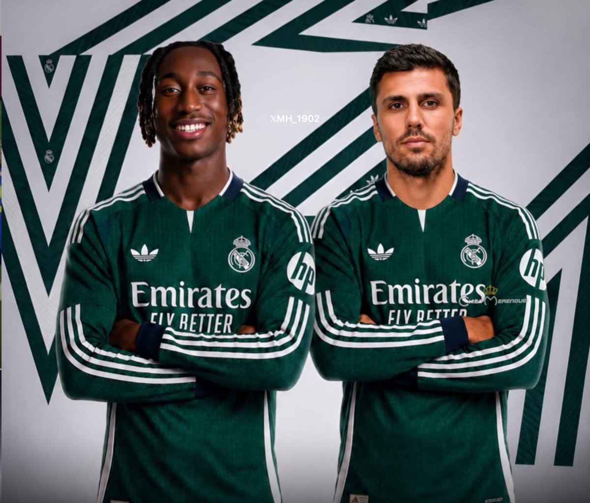 MH_1902's tweet photo. 🚨🚨🚨💣💣عاجل — سيرجيو فالانتين :

توصل ريال مدريد إلى اتفاق نهائي مع ديوماندي و رودري و قد أعرب كلاهما رغم وجود أندية أخرى مهتمة عن رغبتهم في اللعب لـ ريال مدريد فقط، وهو ما يمنح النادي راحة بال كبيرة.

يقترب ريال مدريد من التوصل إلى اتفاق مع لايبزيغ حيث وصلت المفاوضات إلى مراحلها النهائية.

فور الانتهاء من المفاوضات، سيسعى النادي لضم رودري (إن لم يكن قد بدأ بالفعل)، وكما ذكرت سابقًا، يتوقع النادي إتمام صفقة لا تتجاوز قيمتها 60 مليون يورو.

ثم تأتي المرحلة الأصعب، وهي رحيل اللاعبين.