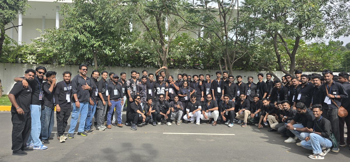 afwa_online's tweet photo. From Kerala to Hyderabad 😍 #MalluArjun Fans making their mark at the #AAFA Annual Summit 2026🔥

@AlluArjun #AlluArjun https://t.co/kG7PbE7gdo