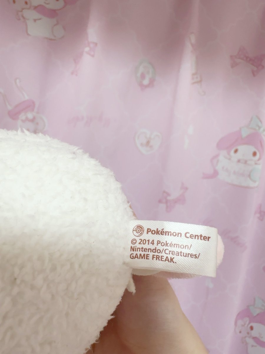 りりー tweet media