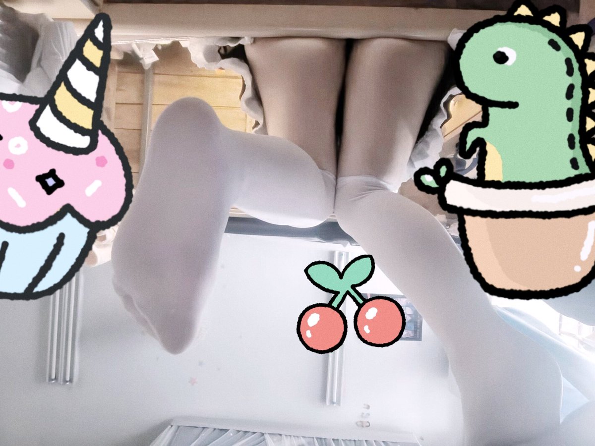 zhilanlan123's tweet photo. 糟糕，丝袜怎么有一种穿上就会痒的魔力？

那今天晚上吃什么

芋泥咸蛋黄流心吐司，麻薯泡芙，还是抹茶毛巾卷
#丝袜 #女大 #羞辱 #调教 #王者荣耀 #母狗 #反差 #反差婊 #骚脚
#女绿 #粗口 #飞机杯 #贱货 #女权 #洗脑 #失智 #白给 #败北 #媚男 https://t.co/QBs5ydclUF