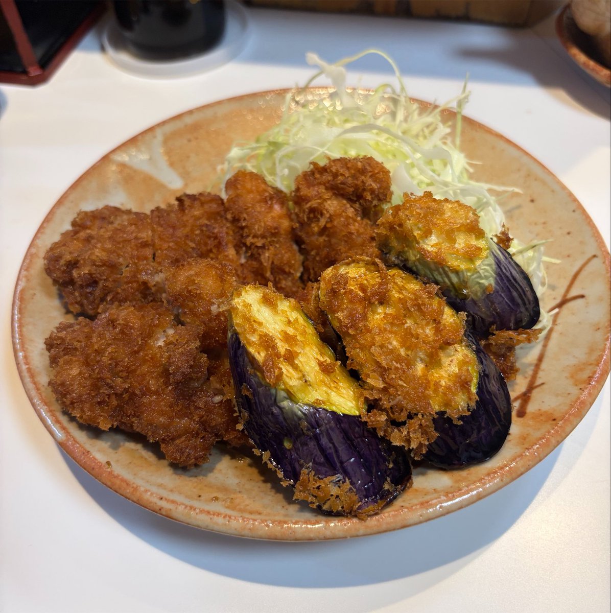 Naotake521's tweet photo. 10年以上通っている
渋谷の行きつけ

変わらぬ美味しいとりかつが絶品
今日は茄子のフライも注文

#渋谷グルメ https://t.co/lVlmETSIIY