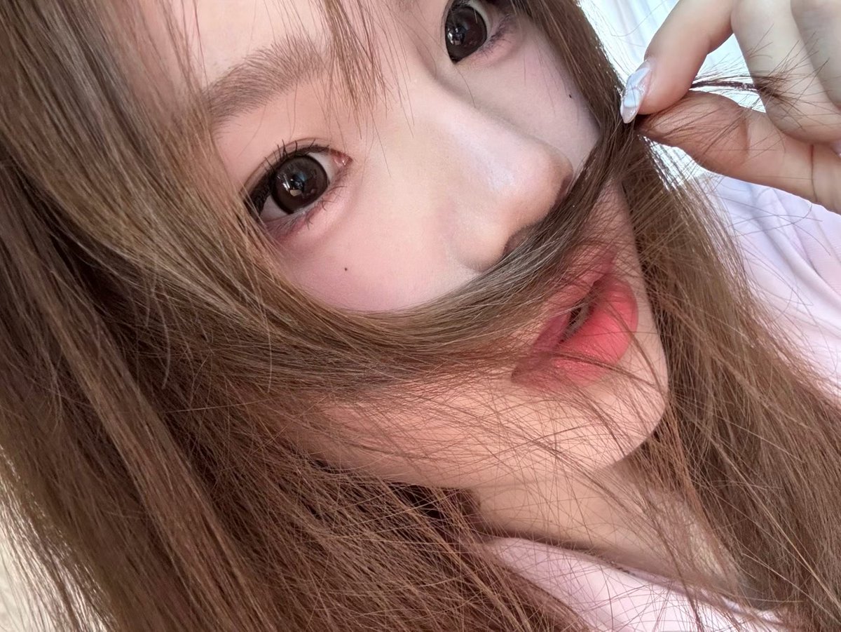 yiny0u66's tweet photo. 女朋友好萌怎么办 https://t.co/ge4Od0M027