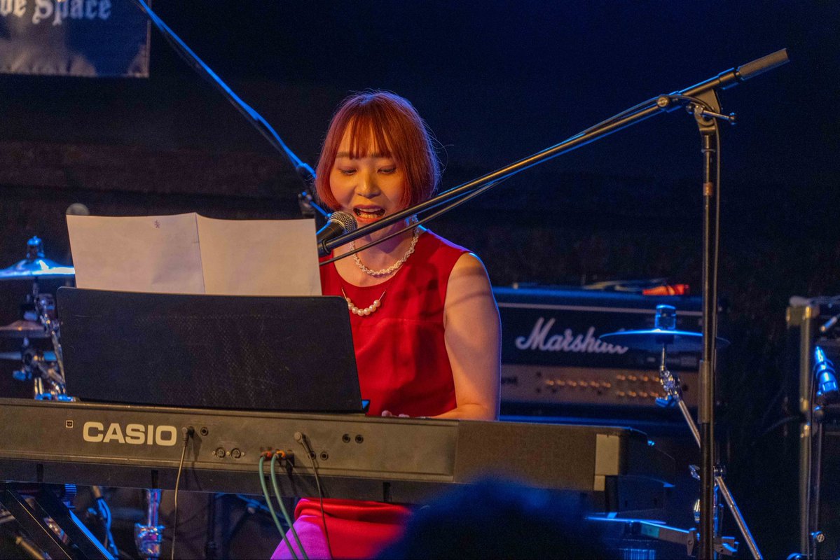 Ayaho_Aya3's tweet photo. 7月11日(土)
#福島 #ivi music school と #東京
#onevoicemusicland によるCoupling Live
時のステージでの画像です!
去年の自分より少しはシンガーらしい表情になったと思える。
昨年に続き @ryouga005 さんが撮影して
下さりました📷
いつもありがとうございます! https://t.co/vaSVQqHbiG