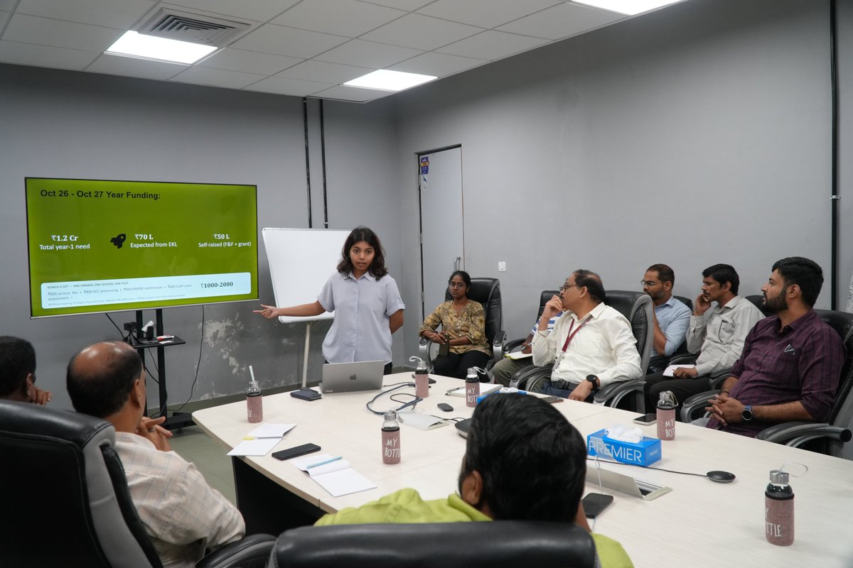 iTICIncubator's tweet photo. iTIC Incubator, IIT Hyderabad, in collaboration with CoDE, hosted an interactive session with Shri Madhukar Babu Kuchipudi, engaging CoDE-supported startups on their progress, challenges, commercialization, market opportunities, and growth strategies. https://t.co/uOWwdIrIpj