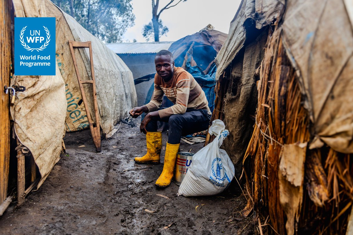 WFPDRC's tweet photo. 📍🇨🇩Savo Plain, #Ituri, DRC
"I used to grow maize, beans and cassava. It was my only livelihood."
Six months ago, Samuel Kisembo was a farmer. Today, displaced by conflict, he relies on @WFP food assistance after losing access to his fields and source of income. https://t.co/EbjUNrwUvx