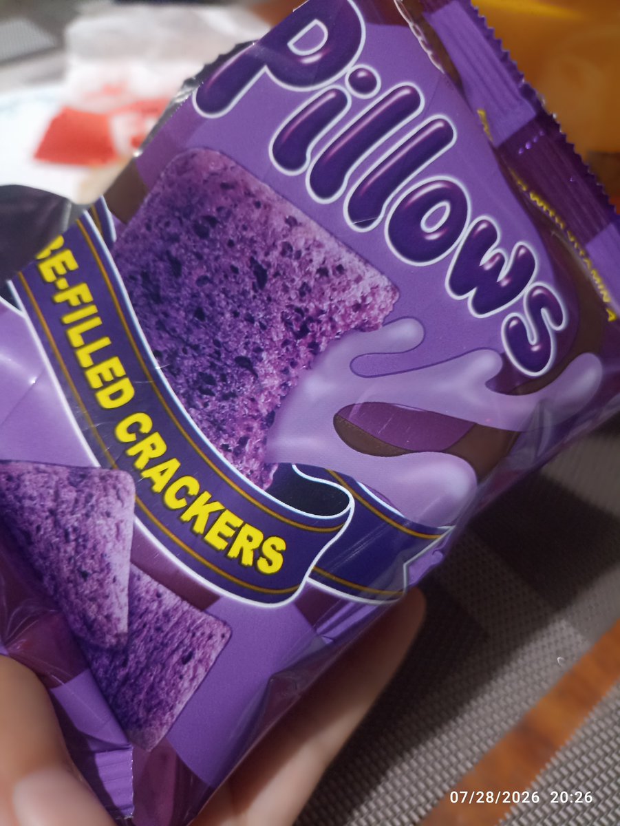 zsweetshadowz48's tweet photo. @louvrelique Saktong sakto, Ube pillows after dinner π₯ sooo happy for Heath's Collab with #oishiph
#HeathJornales https://t.co/3j6DgzmnF1