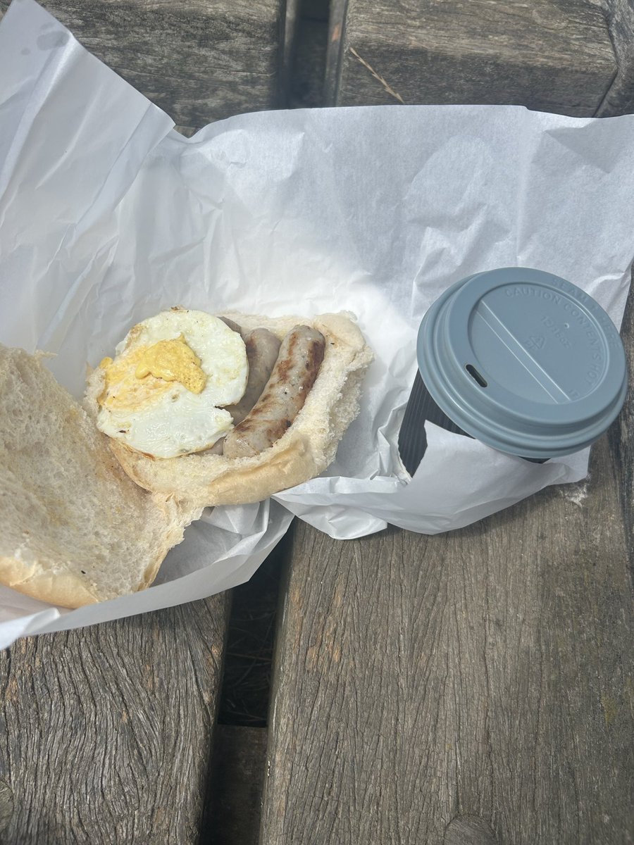terrybennett671's tweet photo. Walk in the park and a butty x https://t.co/9G2OGM3EN0