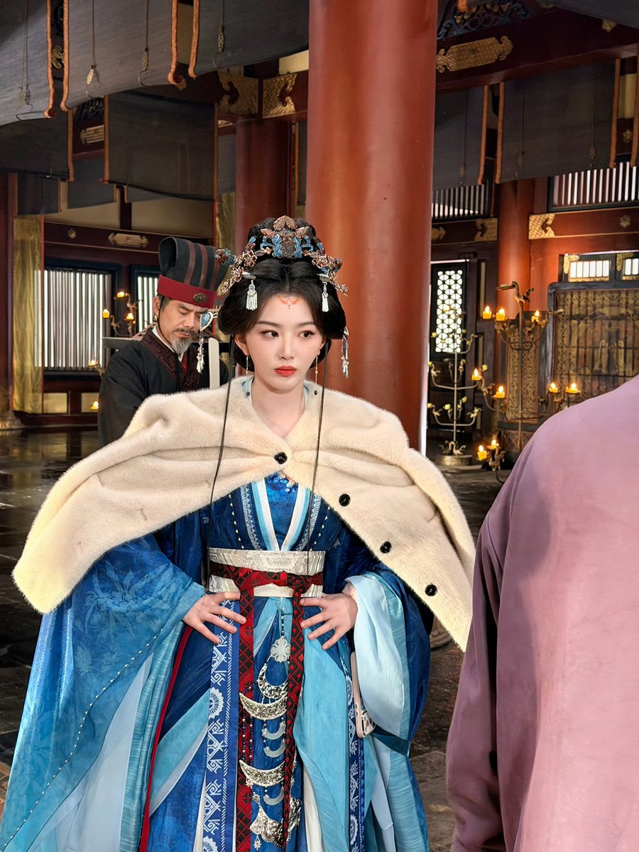 xueerr_'s tweet photo. Princess Diaries 2.0 📔
#TheShadowSovereign https://t.co/XNjlcvlHUq