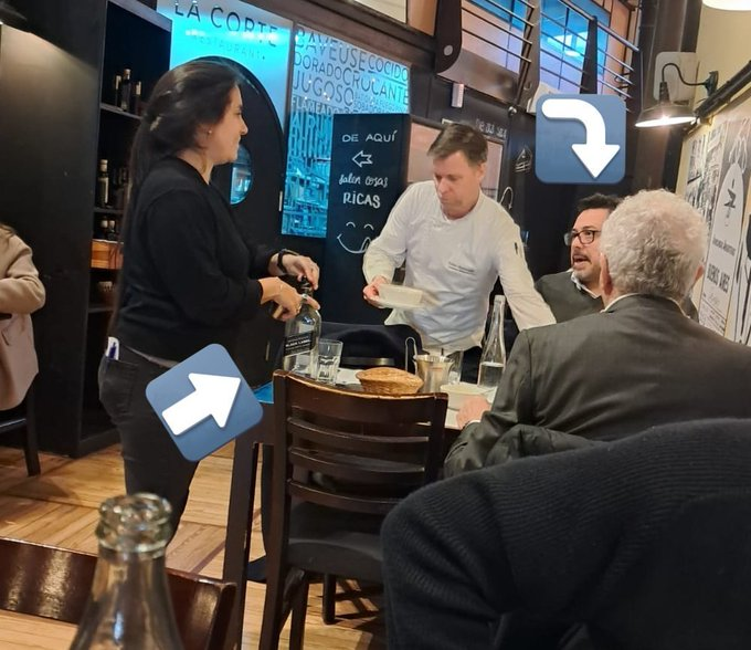 riverafrutos's tweet photo. Frenando Pereira dice que los que toman "etiqueta azul" discriminan a los que toman "vino en caja"... https://t.co/qamjOvNSpt