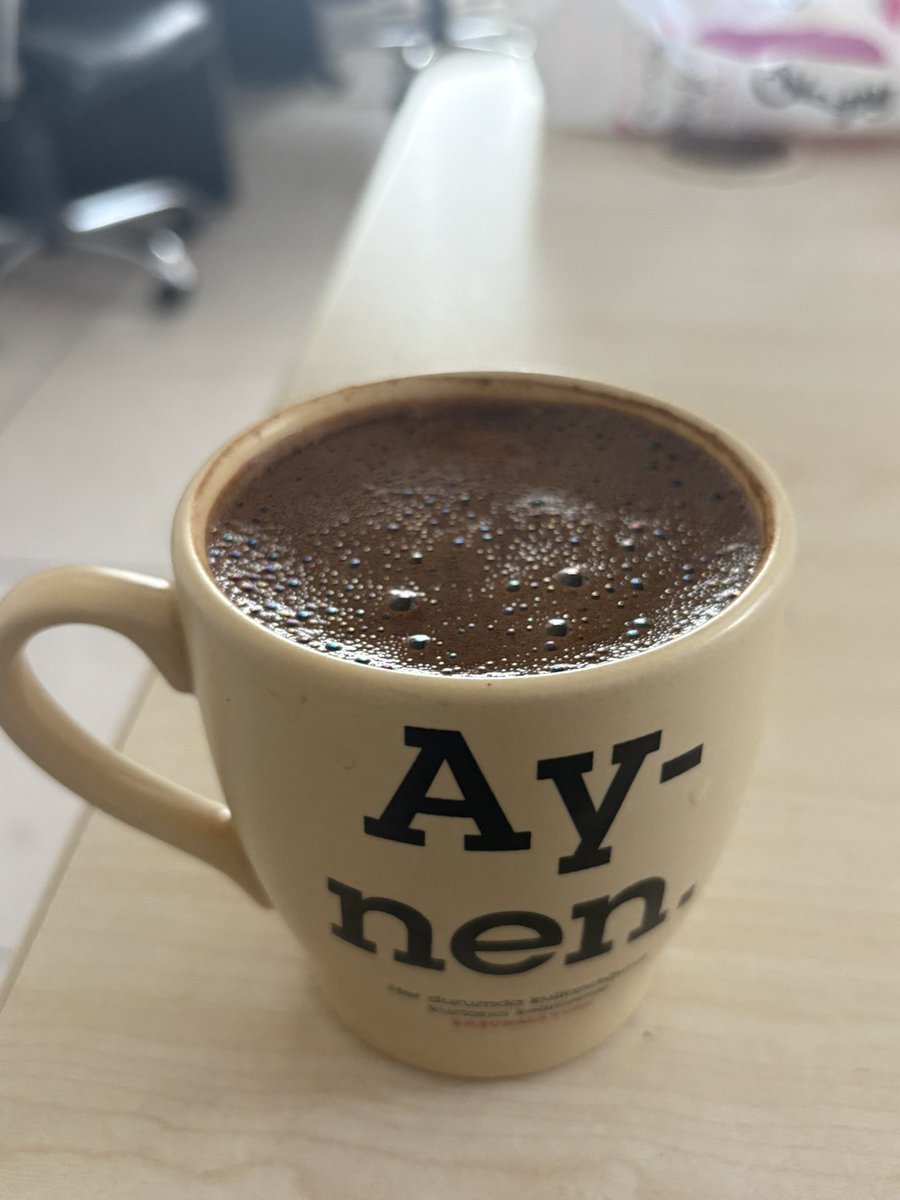 haydangeldihu's tweet photo. Ölmek ile susmak arasında pek bir fark yokmuş aslında,
Ölürsen eller gömer seni…
Susarsan sen gömersin kendini….
#urfa #kahve #susma #aynen https://t.co/0I7AqVWVuj