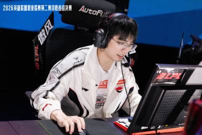 LPLfanclub's tweet photo. The LPL official roster page has been updated. Flandre is no longer included in AL's roster, and rumors are circulating that he could be joining BLG. https://t.co/rHaunnSWCB