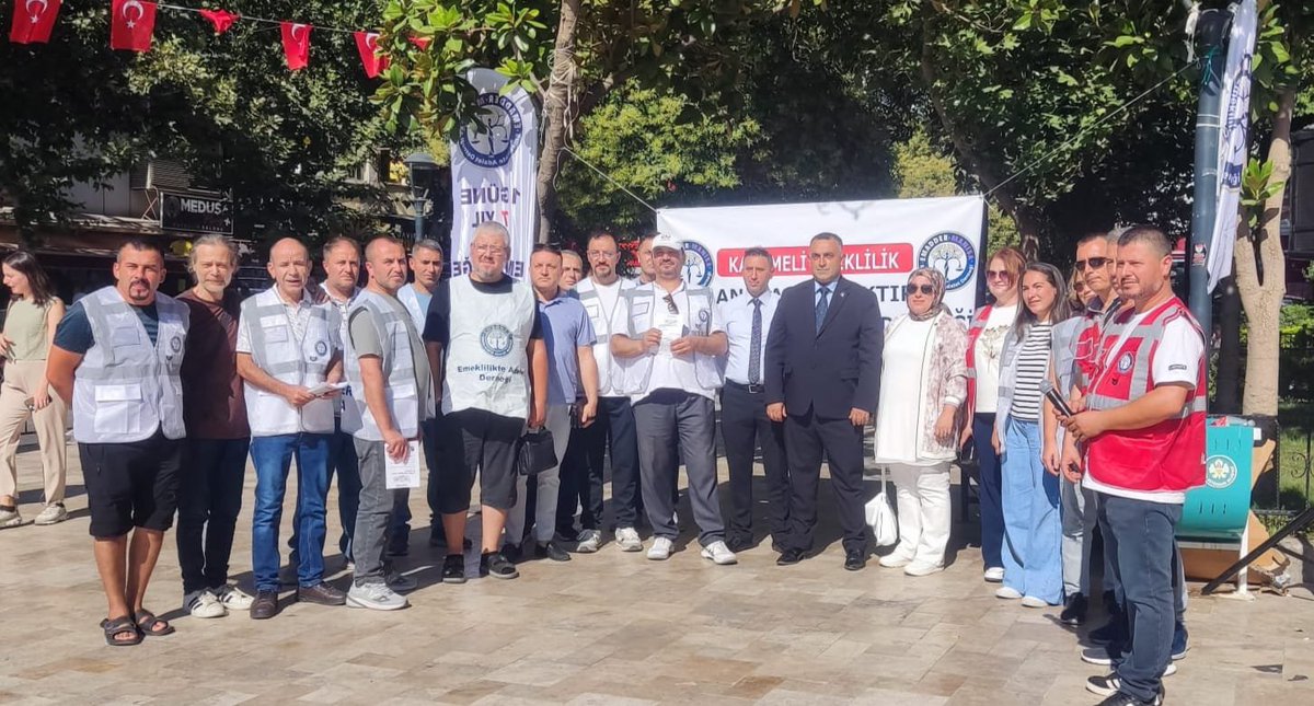 haldundemir84's tweet photo. Haklı davamızı kazanana kadar mücadelemize yılmadan bıkmadan devam edeceğiz...
@Akparti 
@csgbakanligi 
@isikhanvedat 
@aliihsanyavuz54 
@GozdeAaytac
@iyiparti45mns
@EmadDernegi 
#KademeSusmayacak https://t.co/y8yl3u0eUW
