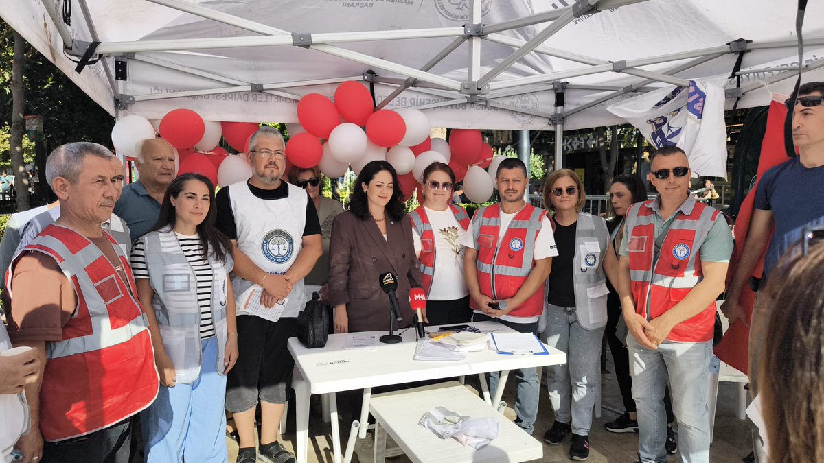haldundemir84's tweet photo. Haklı davamızı kazanana kadar mücadelemize yılmadan bıkmadan devam edeceğiz...
@Akparti 
@csgbakanligi 
@isikhanvedat 
@aliihsanyavuz54 
@GozdeAaytac
@iyiparti45mns
@EmadDernegi 
#KademeSusmayacak https://t.co/y8yl3u0eUW