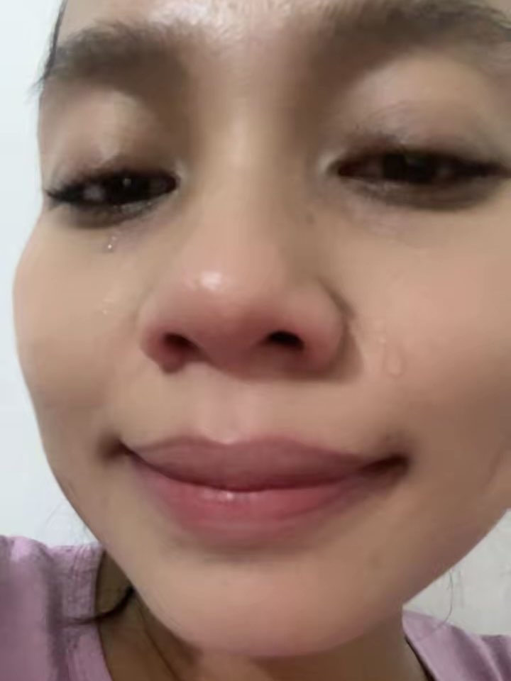 nidhiaaaa's tweet photo. nangis sambil tersenyum, done. https://t.co/dZSjXlWC38