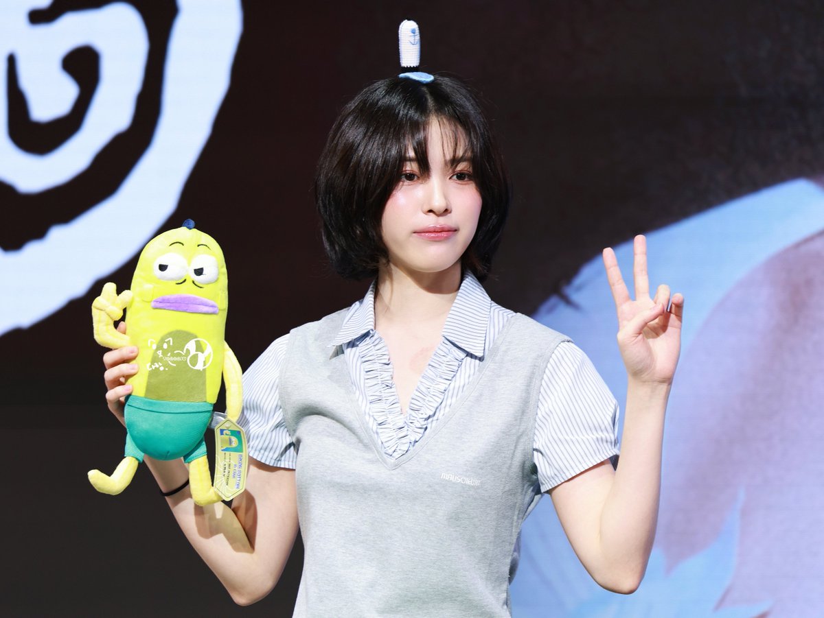 toooqiu's tweet photo. 260726

✌🏻

#류진 #있지 
#RYUJIN #ITZY https://t.co/dhc5ZHQSPo