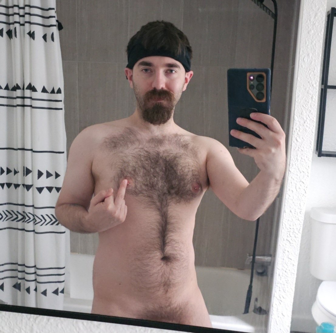 ScruffleOnlyfan's tweet photo. Unpacking naked in the new house, taking content suggestions in the comments when everything gets set up https://t.co/9euF69pPZO