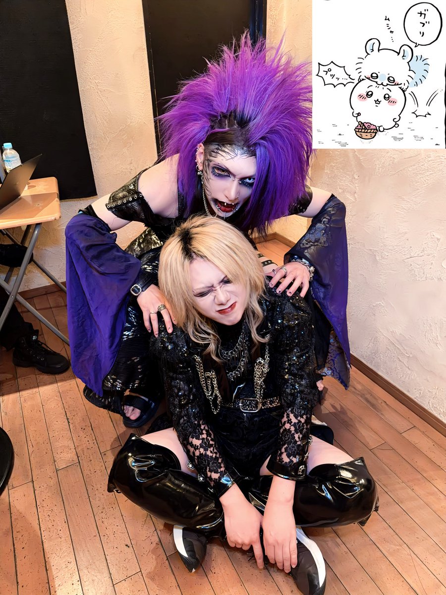 Suica_DAMNED's tweet photo. 7/28 巣鴨獅子王

Z CLEAR 2MAN『ぶちバトル』

最後じーくりさんすっぴんでステージお邪魔しましたやるな童子

今日はプチゴリラになれたのは俺を見に来てくれたお前のお陰だ有難う

この白豚があーーーー‼︎💢

#まさ虐 https://t.co/XEmWHMg3nb