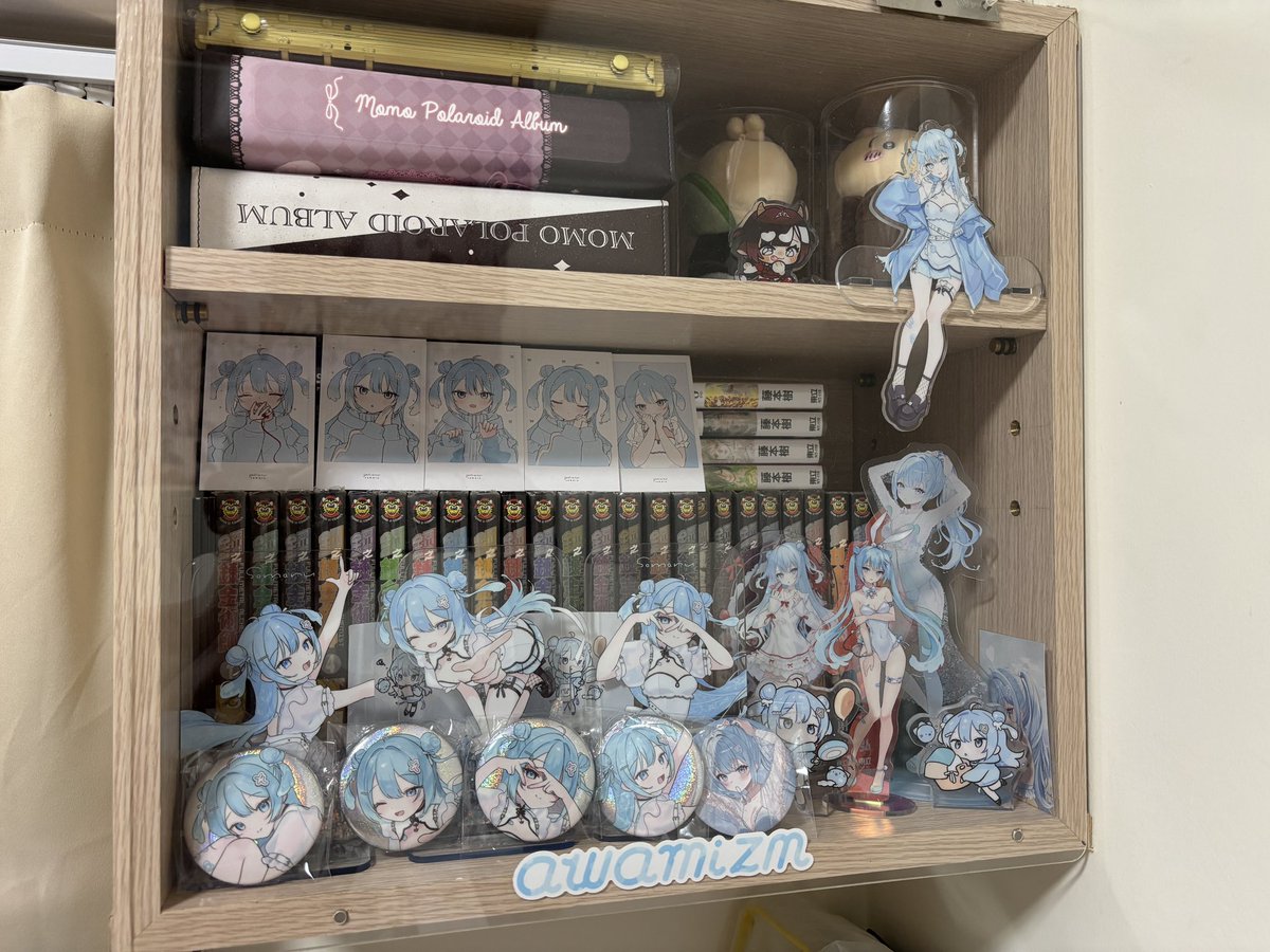 sidlmc88's tweet photo. 漫博好開心
人生第一次這麼推一個Vtuber
第一次想弄祭壇、第一次想做痛包、第一次知道原來帶飯友吃飯這麼開心
甚至以前根本沒有看直播或補檔的習慣
真的就是一個晚上心情很不好，很疲勞
YT跳出來還不是歌回是ASMR
點進去然後就陷進去了
真的是在這茫茫人海中找到了妳
我努力推主播的

#水縹色に染まる https://t.co/TcXz0jJkqh