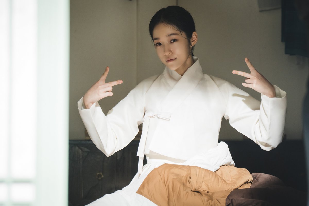 NetflixKR's tweet photo. 입궐은 했는데 퇴궐이 안 되는 이유: 팀 동궁

출구는 없습니다. 넷플릭스 시리즈 <동궁>, 절찬 스트리밍 중. 오직 넷플릭스에서. https://t.co/R70xVOf1hC