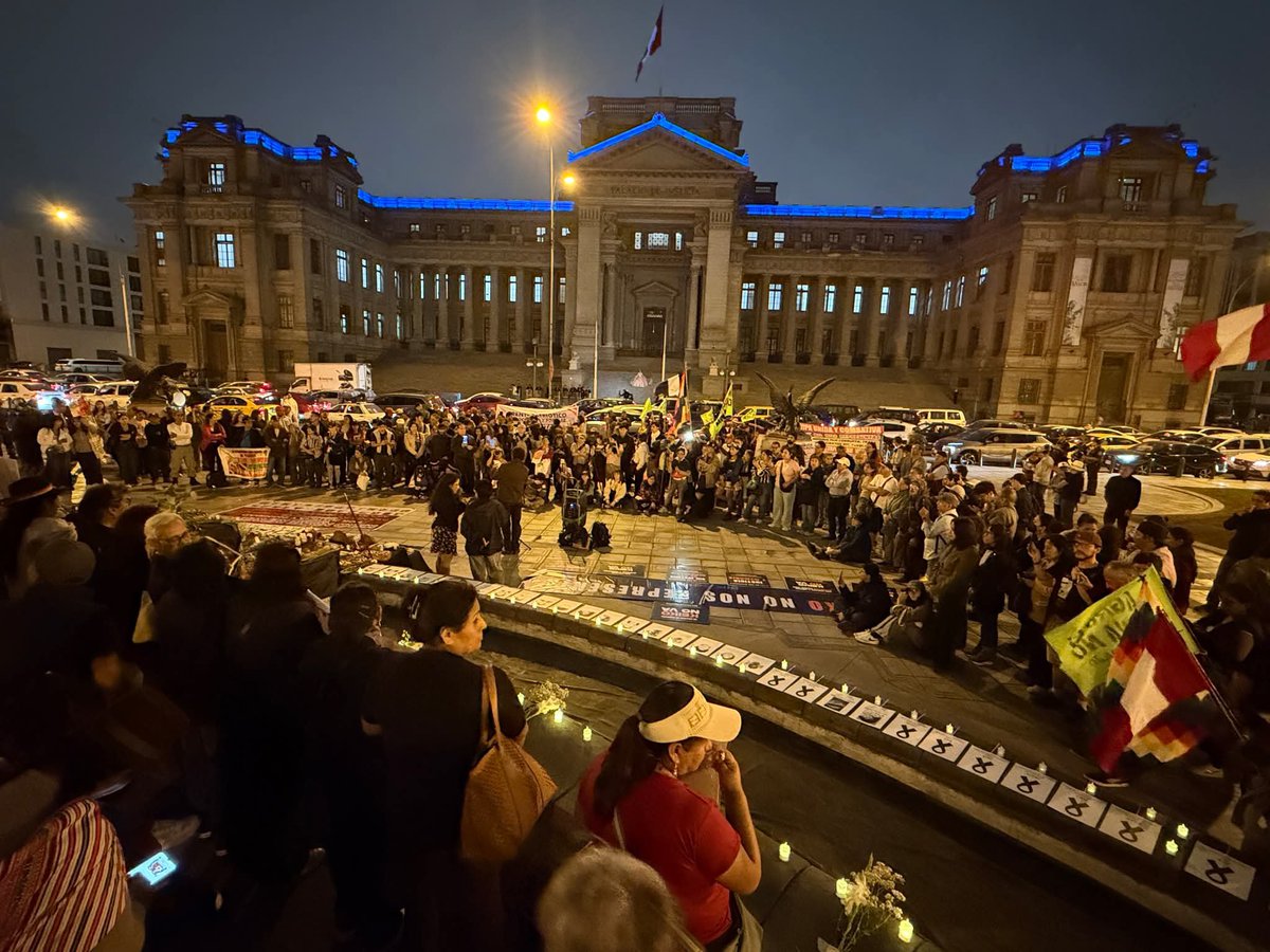 PeruNoImpunidad's tweet photo. #KeikoNoMeRepresentas
Ni olvido, ni perdón. 
No hay felices fiestas patrias cuando hay sangre derramada.
Hasta que la justicia se haga costumbre ❗ https://t.co/JRymPu0akh