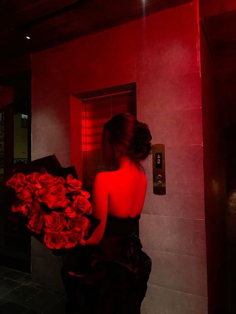 ursomike's tweet photo. Cryptocurrencies are fueling the economy of the metaverse, creating new opportunities in virtual reality. https://t.co/6Oi5lHj845