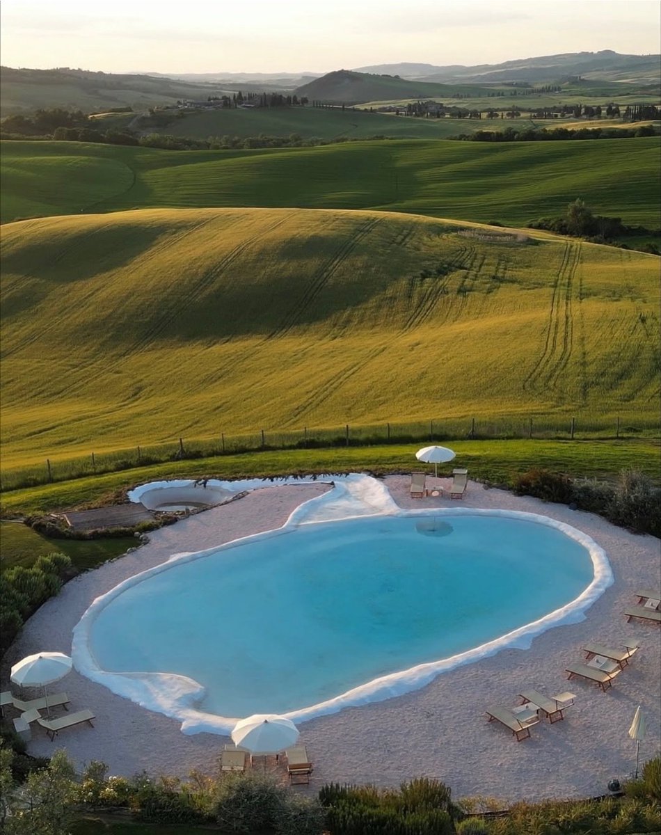 echoesofworld's tweet photo. Tuscany, Italy https://t.co/YrNTeGEzRc