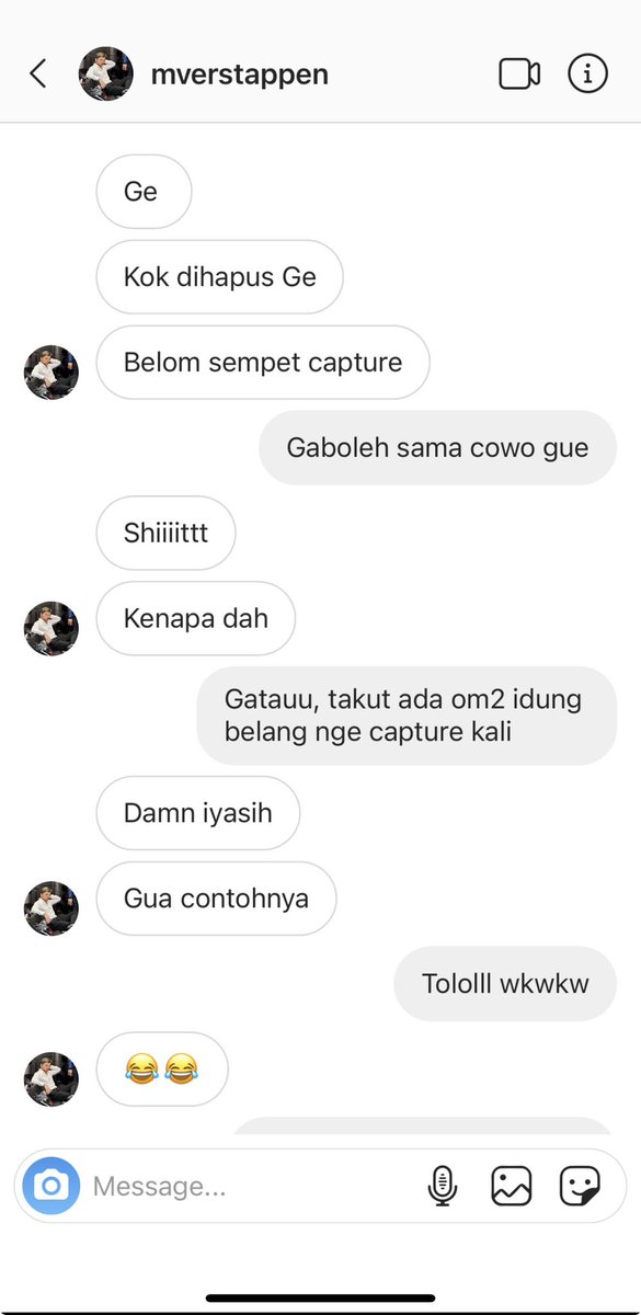 Eratosverse's tweet photo. Sebuah perbedaan https://t.co/5fnYCGwB5g