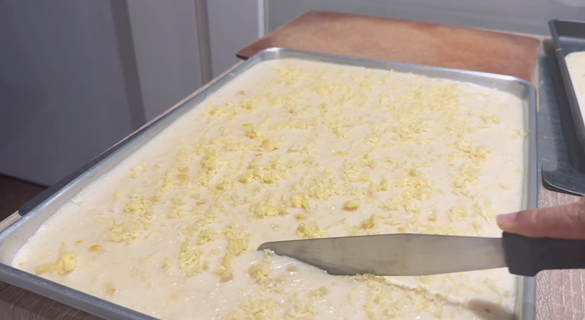 GenQuimba's tweet photo. Today I made my beloved Filipino sweet treat, Maja Blanca! It combines coconut milk, cornstarch & sugar for that classic creamy texture. I made the brown ube version today, but show you also the white one from another day.
#MajaBlanca #FilipinoFood #PinoyDessert #FoodBusiness https://t.co/TMscesHahA