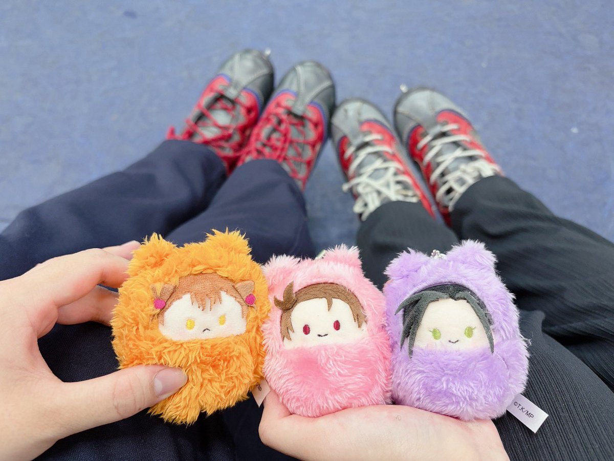 hima_639's tweet photo. いぬちゃんと聖地で⛸️して来た🙌💞
大須にまさかのエビフライのスタンプが使えるプリクラがあって大喜びでデコってた🫶🍤
また行こうね😘💕 https://t.co/Gaop6eKYJx