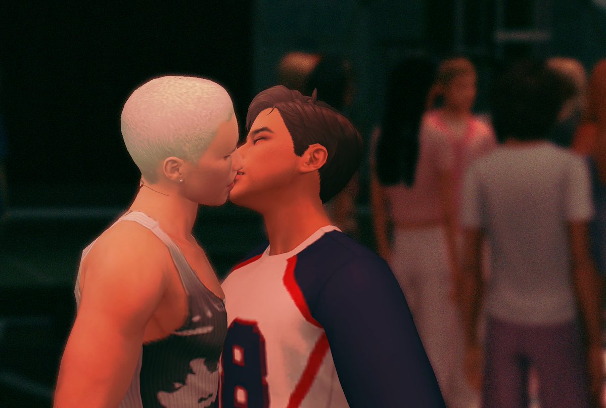 MoreGabilove's tweet photo. keep on kissing https://t.co/ldEydPD7FL